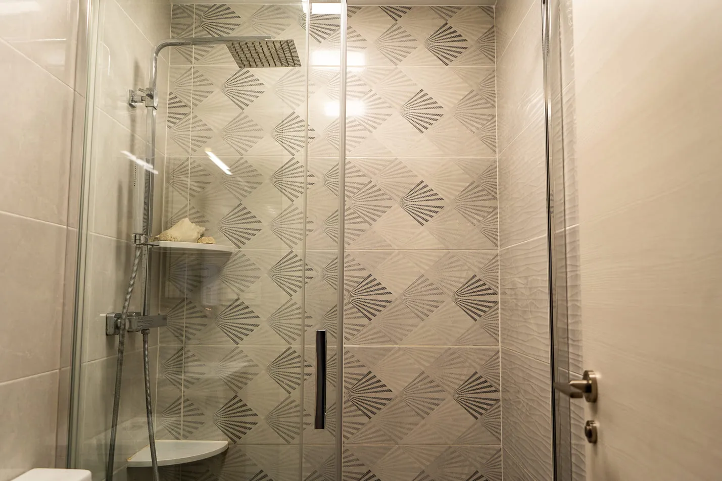 Cambio de bañera por plato de ducha en reforma de baño en Valencia